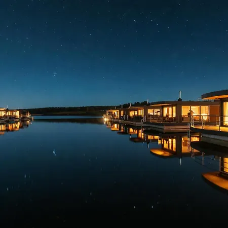 Floatinghouse Skyline * Klitten